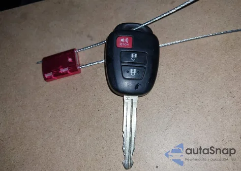 2015 Toyota Rav4 Xle from USA, damaged, VIN 2T3RFREV9FW310893